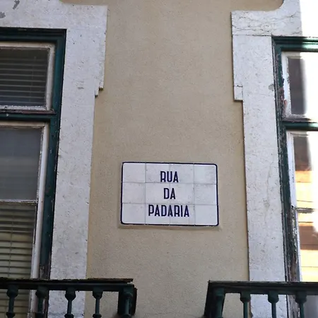 Light House - Casas Da Baixa *